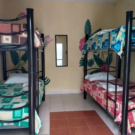 Hostel Aabilo'Ob Progreso  Exterior photo