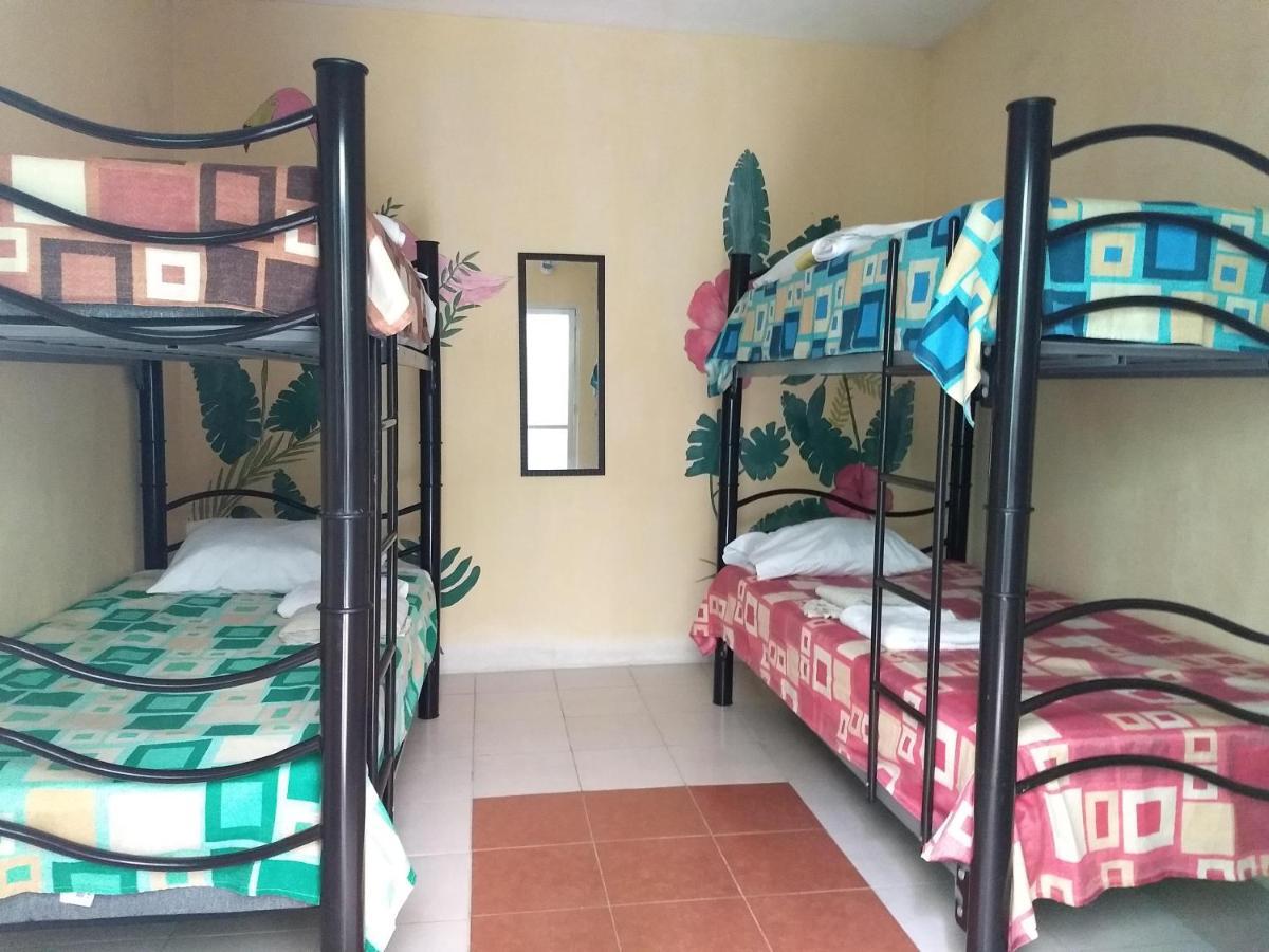 Hostel Aabilo'Ob Progreso  Exterior photo
